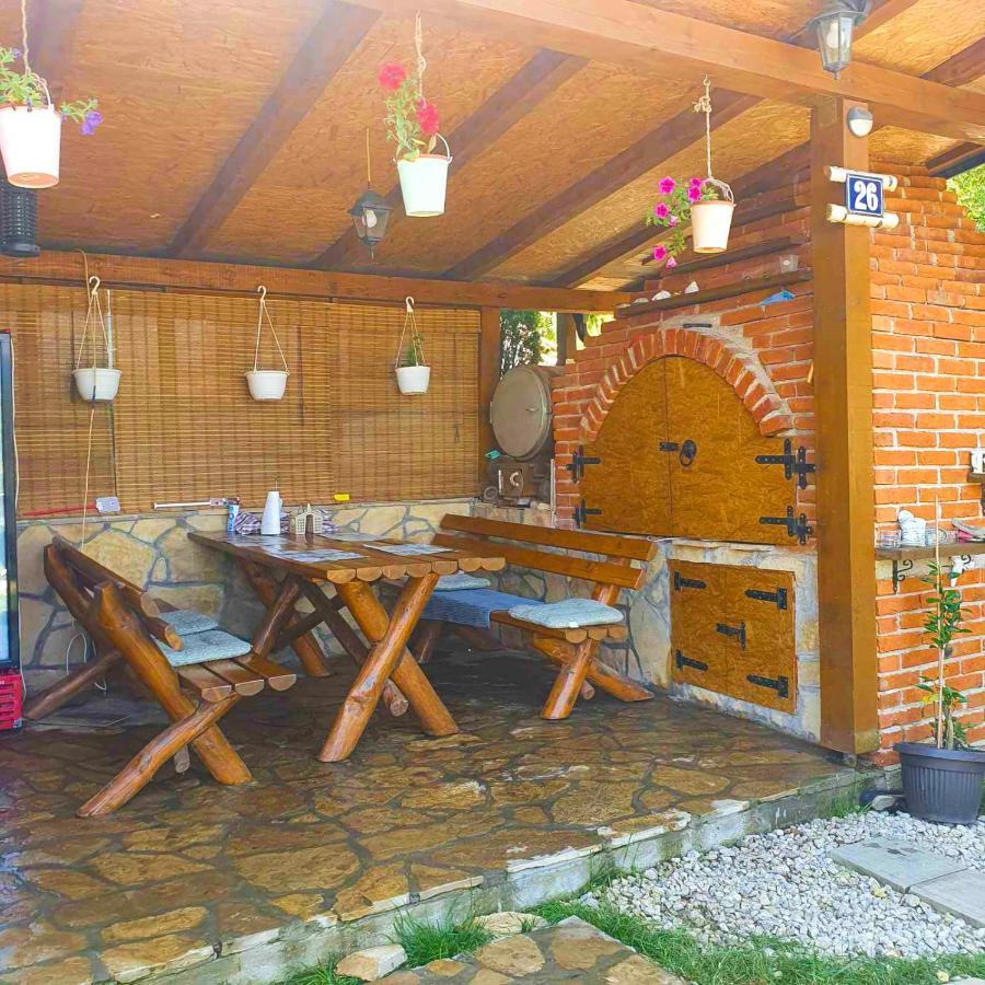 Apartment Little Paradise Visoko Eksteriør billede